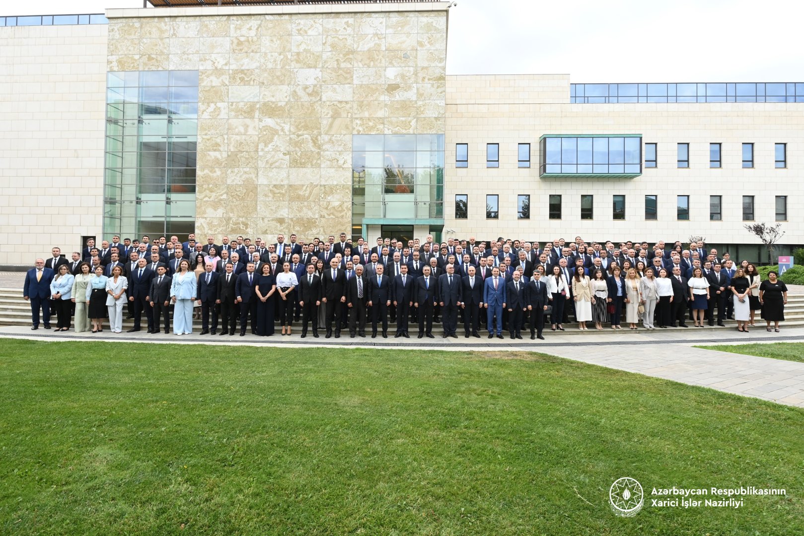 Diplomatik xidmət orqanlarının rəhbərlərinin IX müşavirəsinin açılış mərasimi olub (FOTO)