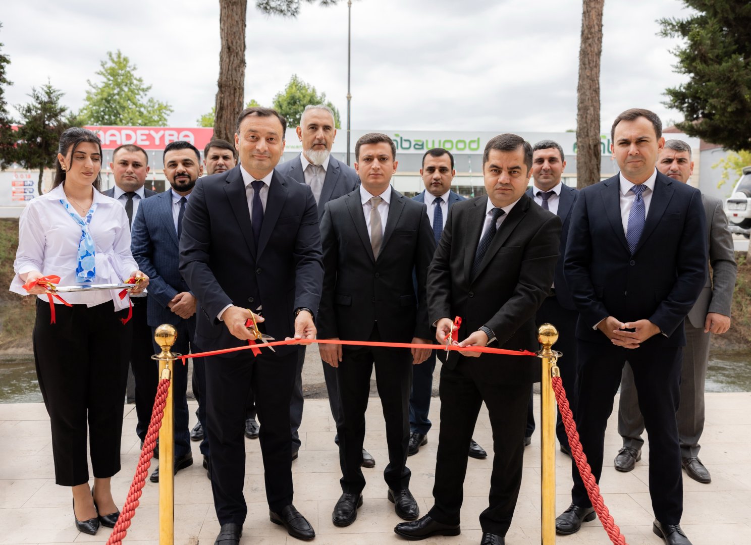 Bank Respublika yeni Beyləqan filialını istifadəyə verdi (FOTO)