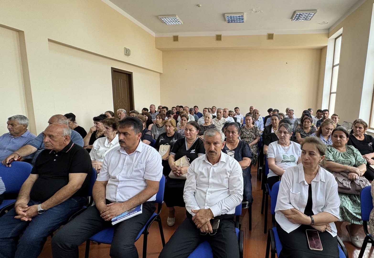 Mingəçevirdə keçmiş məcburi köçkünlər üçün hüquqi maarifləndirmə tədbiri keçirilib (FOTO/VİDEO)