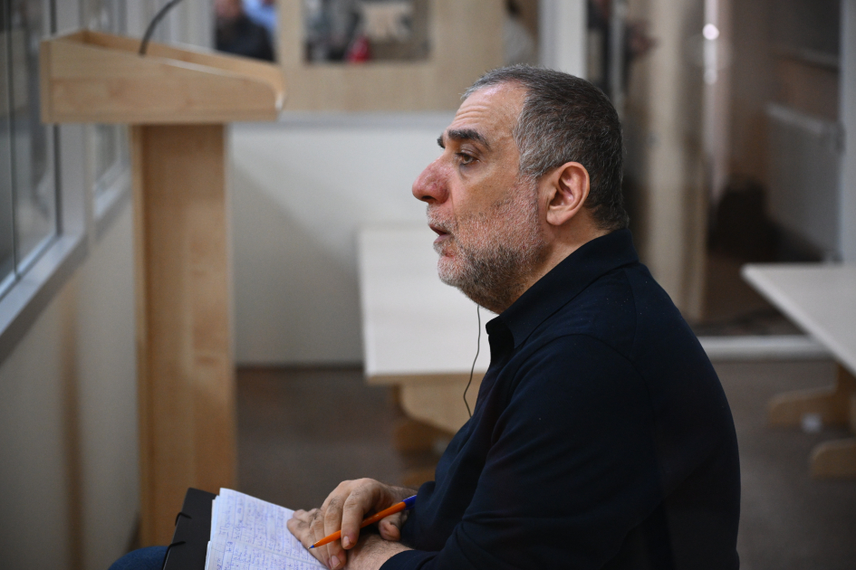 Ruben Vardanyanın məhkəməsində zərərçəkmiş şəxslər və hüquqi varislər ifadə veriblər (FOTO)