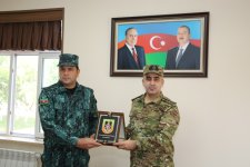 Hərbi prokuror sərhədçilərlə birlikdə (FOTO)
