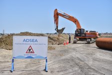 Binəqədidə istismar müddəti bitmiş magistral su xətti dəyişdirilir (FOTO)