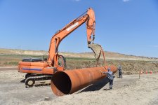 Binəqədidə istismar müddəti bitmiş magistral su xətti dəyişdirilir (FOTO)