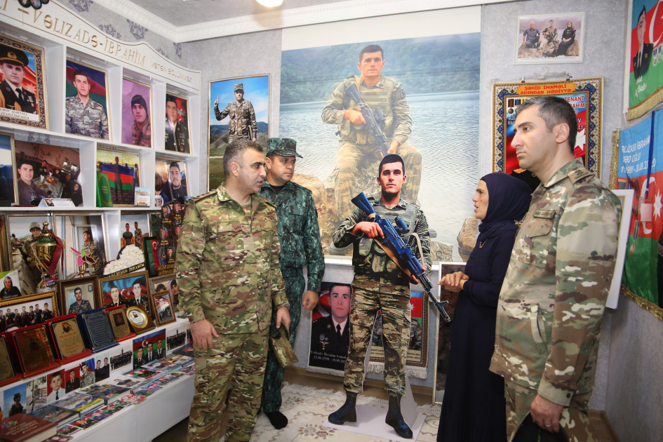 Hərbi prokuror sərhədçilərlə birlikdə (FOTO)
