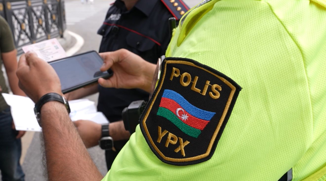Yol polisi motosiklet sürücülərinin qayda pozuntularına qarşı nəzarəti gücləndirib (FOTO)
