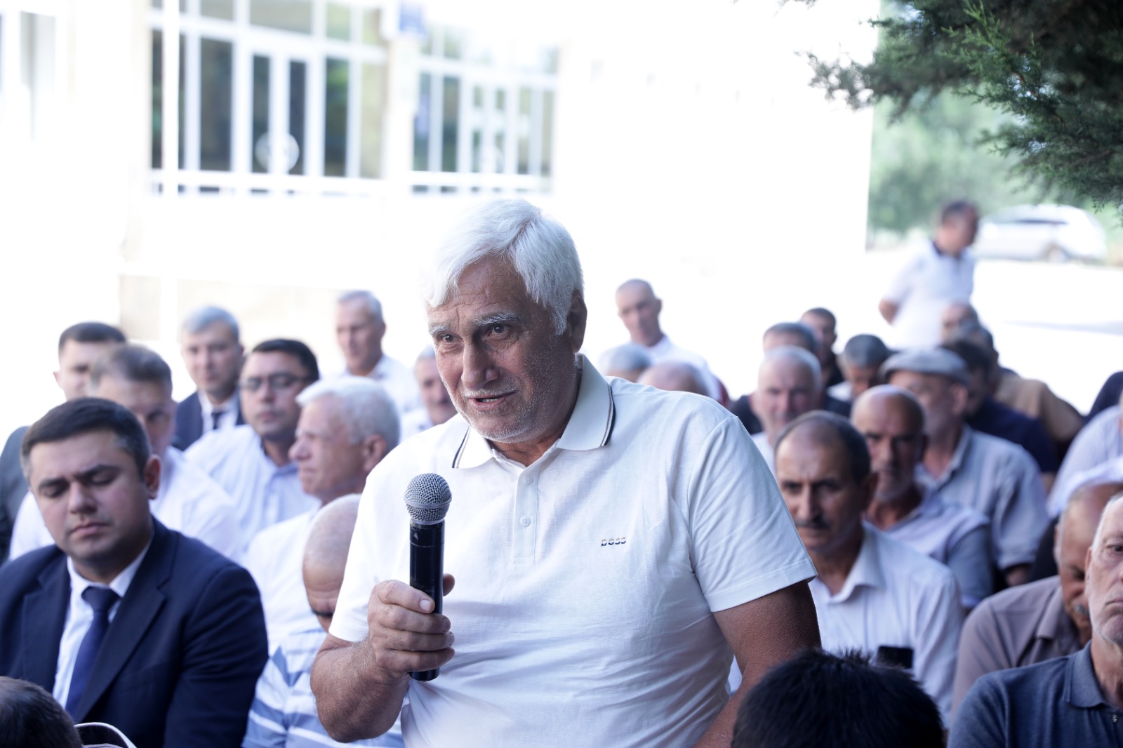 Xaçmazın Nərəcan kəndində növbəti səyyar qəbul keçirilib (FOTO)