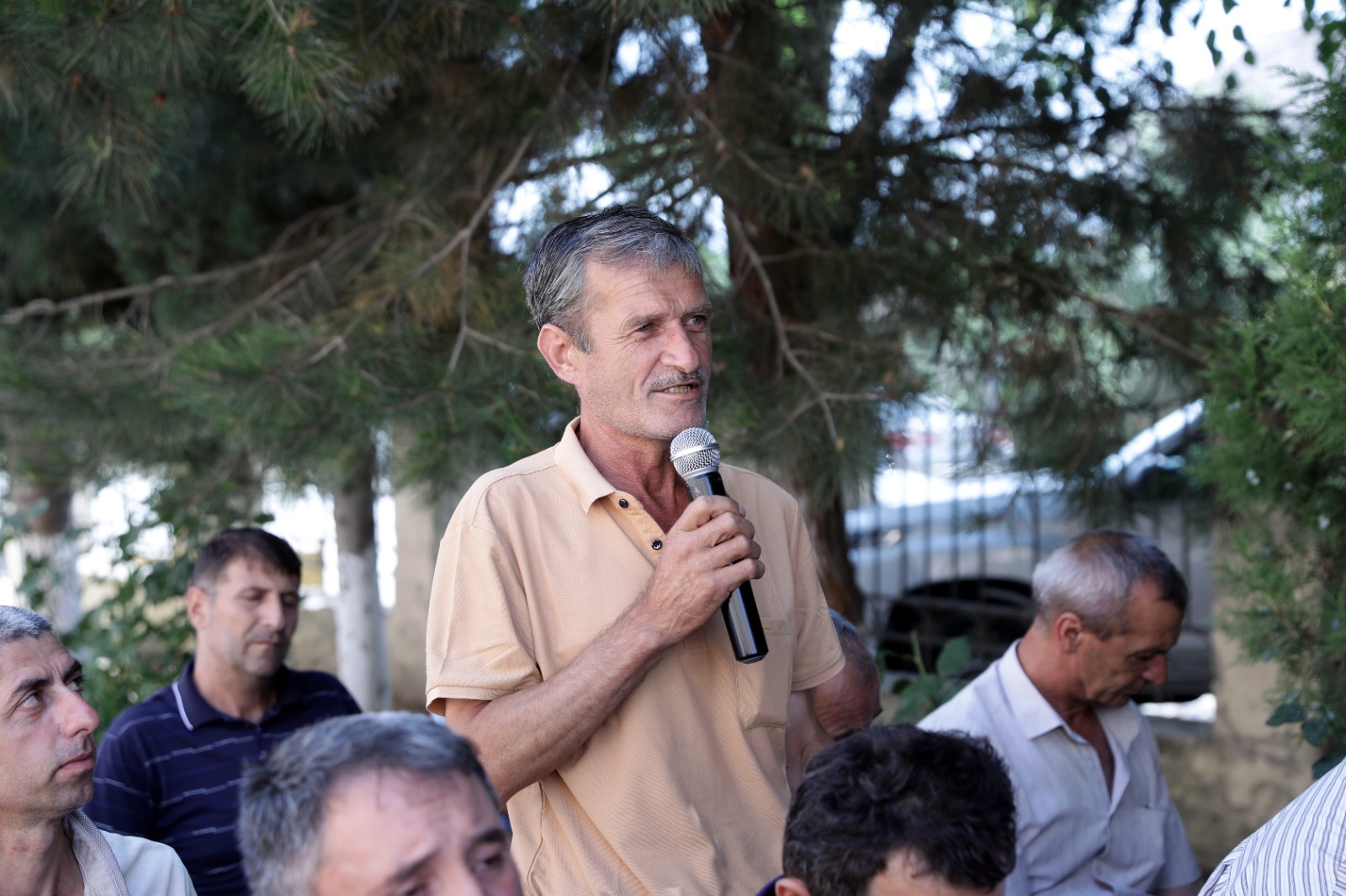 Xaçmazın Nərəcan kəndində növbəti səyyar qəbul keçirilib (FOTO)