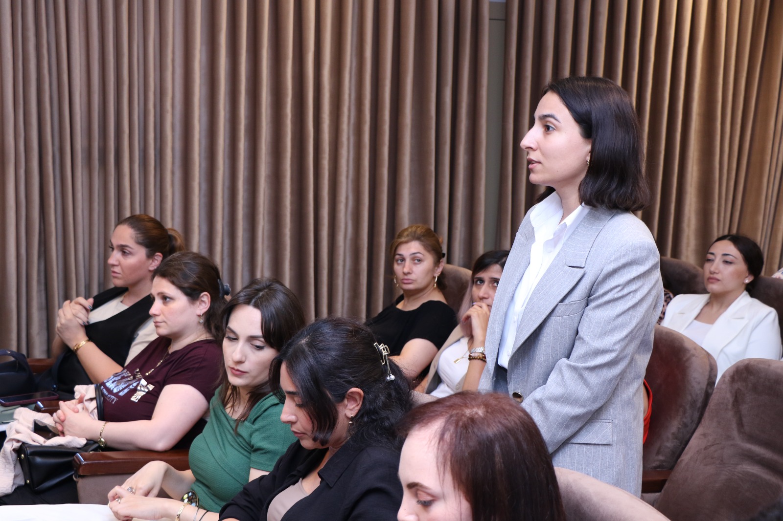 Elmi-tədqiqat potensialının gücləndirilməsinə doğru növbəti addım - Gənc alimlərlə görüş keçirilib (FOTO)