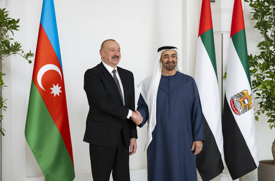 Prezident İlham Əliyevin Əbu-Dabidə Birləşmiş Ərəb Əmirliklərinin Prezidenti ilə görüşü olub (FOTO/VİDEO)