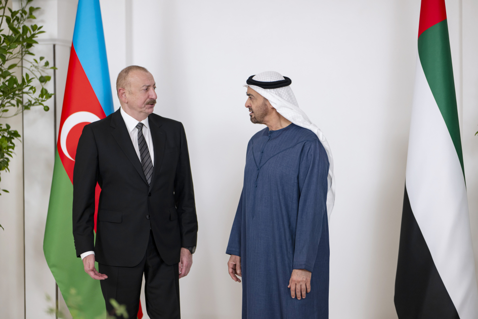 Prezident İlham Əliyevin Əbu-Dabidə Birləşmiş Ərəb Əmirliklərinin Prezidenti ilə görüşü olub (FOTO/VİDEO)