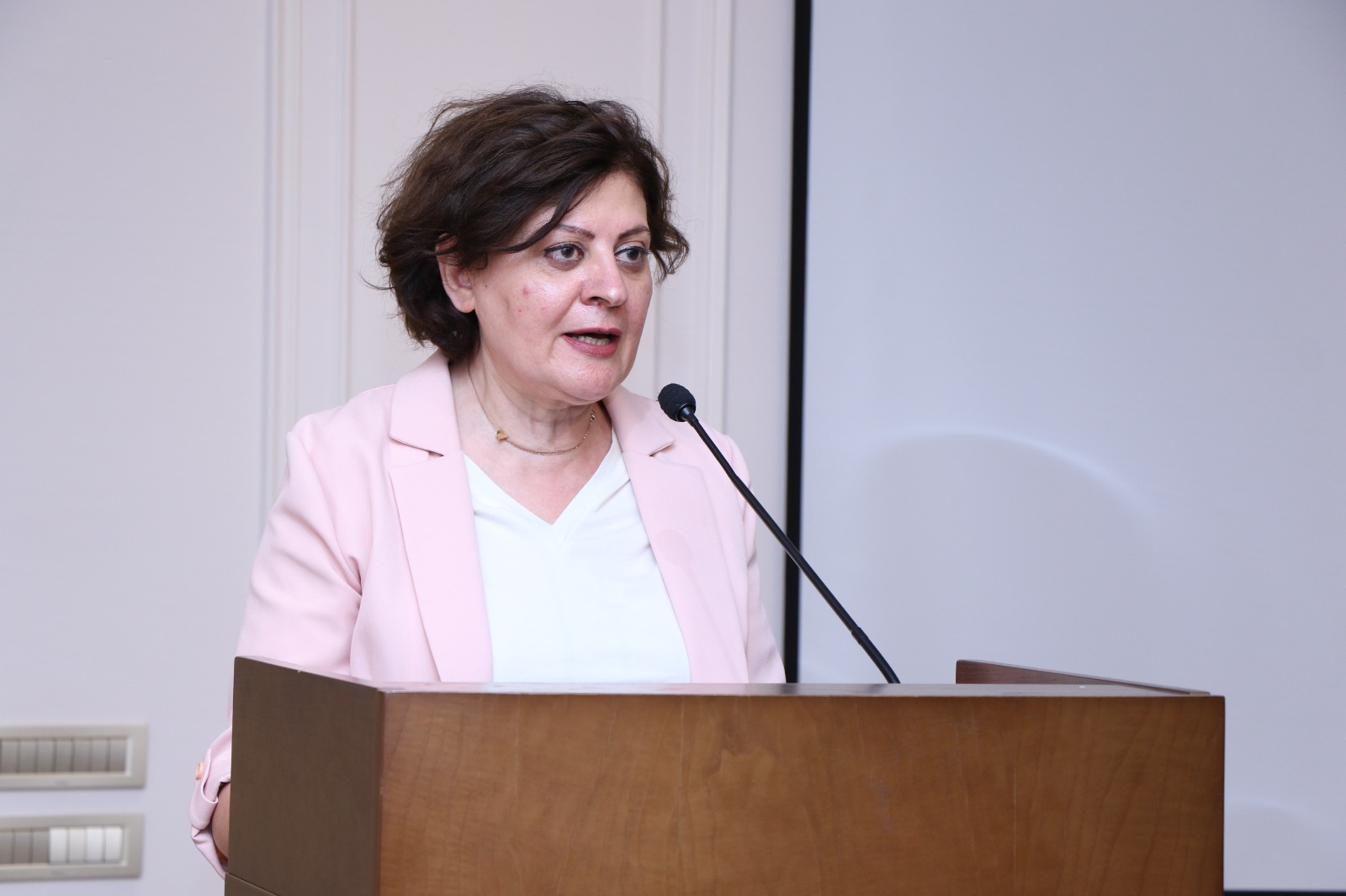 Elmi-tədqiqat potensialının gücləndirilməsinə doğru növbəti addım - Gənc alimlərlə görüş keçirilib (FOTO)
