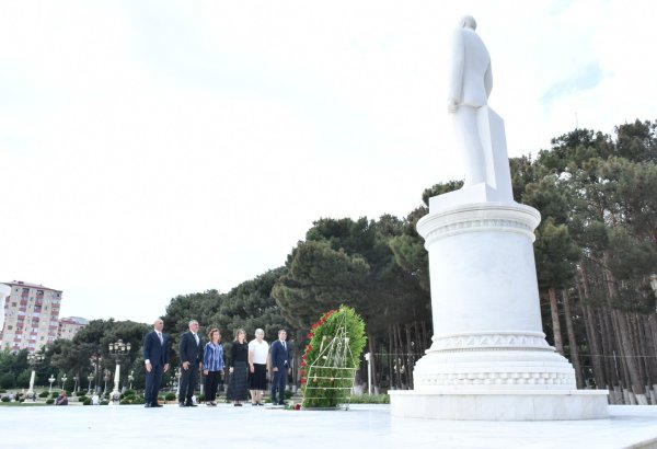 Abşeron rayonunda “Qərbi Azərbaycan İrsi” kitabının təqdimetmə mərasimi keçirilib (FOTO)