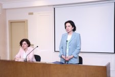 Elmi-tədqiqat potensialının gücləndirilməsinə doğru növbəti addım - Gənc alimlərlə görüş keçirilib (FOTO)