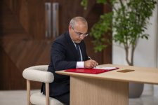 Prezident İlham Əliyevin Əbu-Dabidə Birləşmiş Ərəb Əmirliklərinin Prezidenti ilə görüşü olub (FOTO/VİDEO)