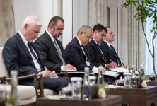 Prezident İlham Əliyevin Əbu-Dabidə Birləşmiş Ərəb Əmirliklərinin Prezidenti ilə görüşü olub (FOTO/VİDEO)