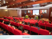 AYİB nümayəndələri AMB-də üzən faiz dərəcəli istiqrazlar mövzusunda təqdimat keçirib (FOTO)