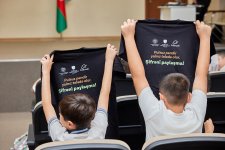 Azercell-in kibermaarifləndirmə təşəbbüsü davam edir (FOTO)