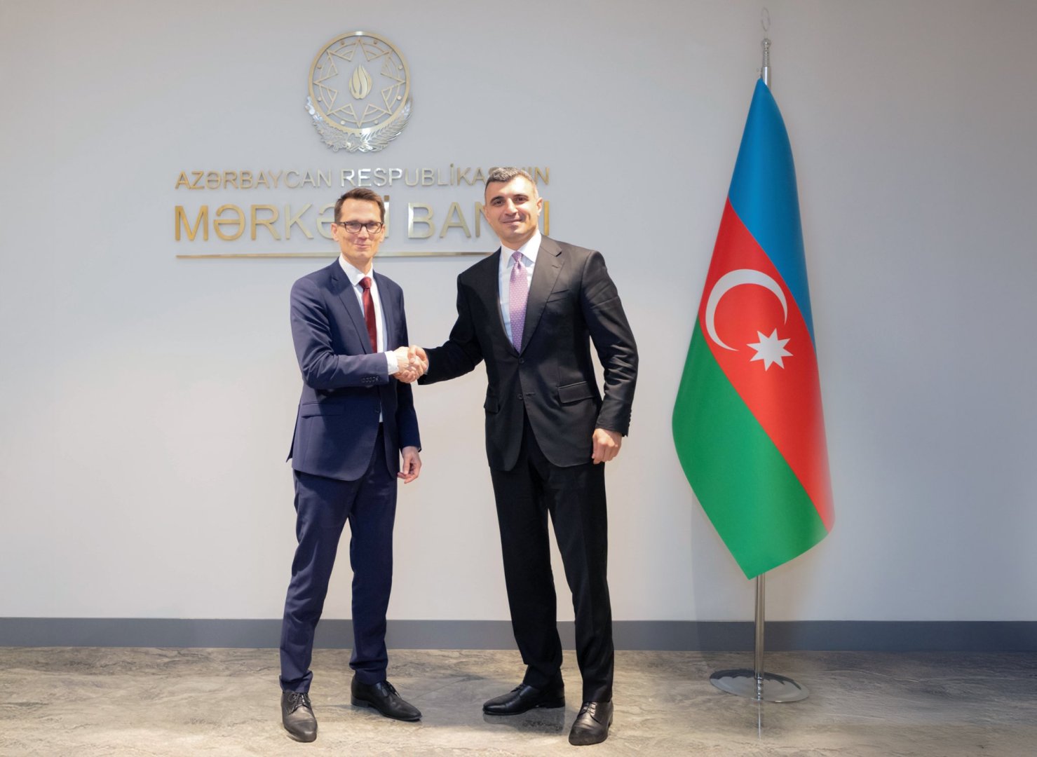 Azərbaycan İsveçrə ilə maliyyə sahəsində əməkdaşlığın genişləndirilməsini müzakirə edib (FOTO)