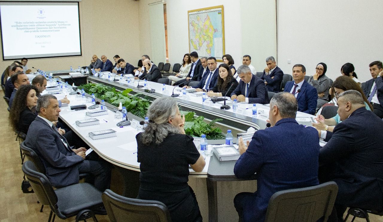 “Hüquq və İnsan Haqları İnstitutu” elmi-praktiki kommentariyanın təqdimatını keçirib (FOTO)