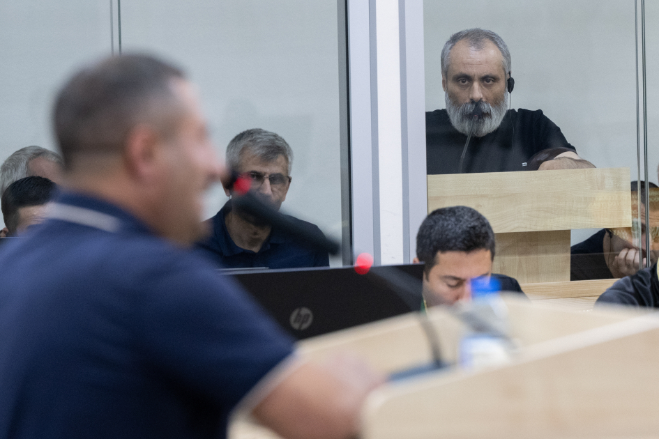 Ermənistan silahlı qüvvələrinin Azərbaycan ərazilərini işğal etməsi zamanı əsirlikdə və girovluqda dəhşətli işgəncələrə məruz qalmış şəxslər məhkəmədə ifadə veriblər (FOTO)