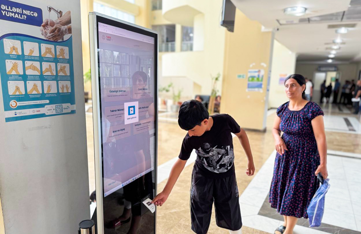 Daha iki tibb müəssisəsində elektron növbə sistemi qurulub