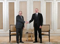 Əbu-Dabidə Prezident İlham Əliyevlə Nikol Paşinyan arasındakı görüş başa çatıb (FOTO/VİDEO) (YENİLƏNİB)