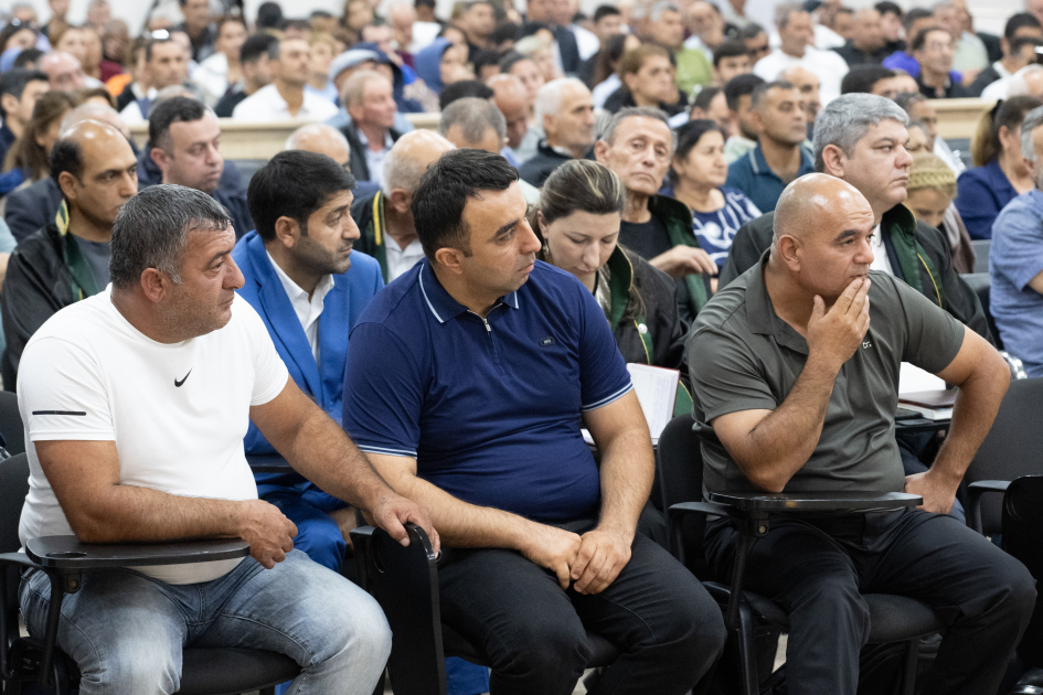 Ermənistan silahlı qüvvələrinin Azərbaycan ərazilərini işğal etməsi zamanı əsirlikdə və girovluqda dəhşətli işgəncələrə məruz qalmış şəxslər məhkəmədə ifadə veriblər (FOTO)