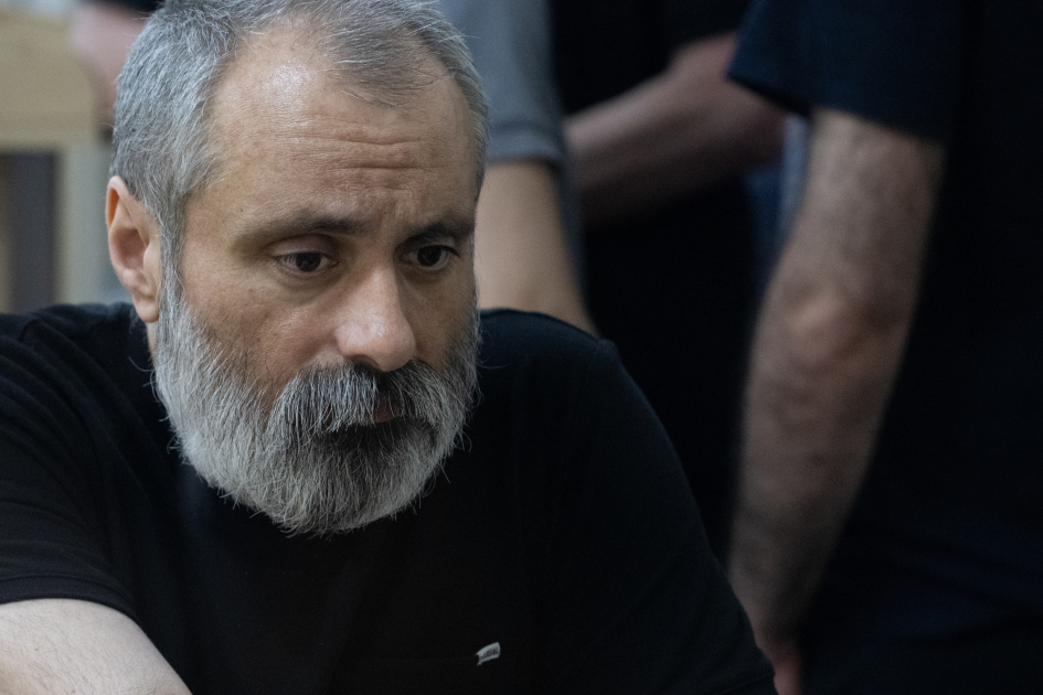 Ermənistan silahlı qüvvələrinin Azərbaycan ərazilərini işğal etməsi zamanı əsirlikdə və girovluqda dəhşətli işgəncələrə məruz qalmış şəxslər məhkəmədə ifadə veriblər (FOTO)