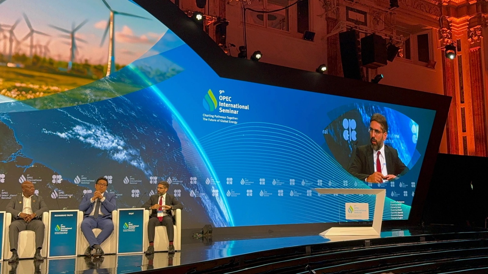 SOCAR-ın prezidenti Vyanada keçirilən 9-cu OPEC beynəlxalq seminarında iştirak edib (FOTO)