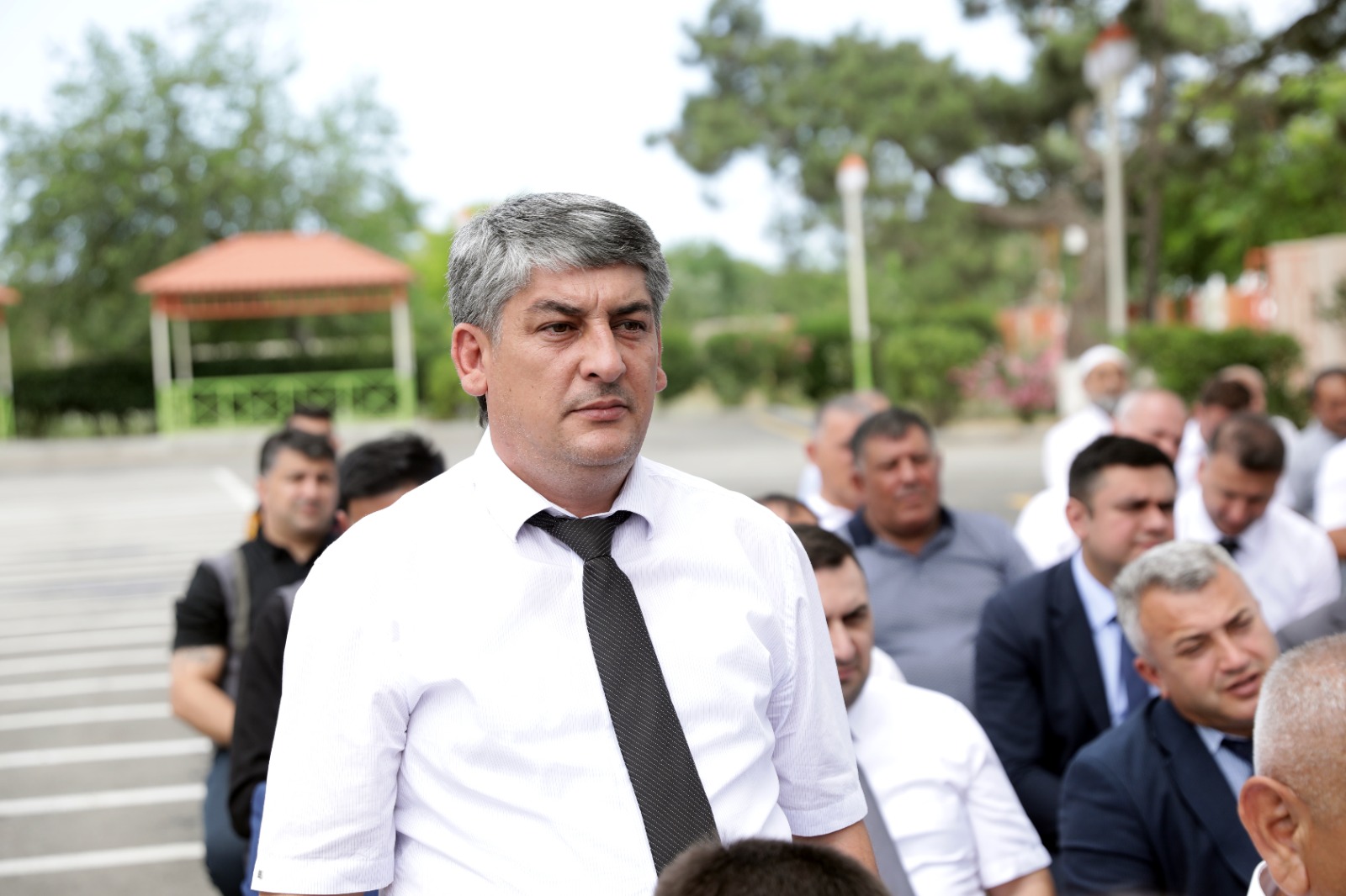Xaçmazın İstisu qəsəbəsində sakinlərlə növbəti görüş keçirilib (FOTO)