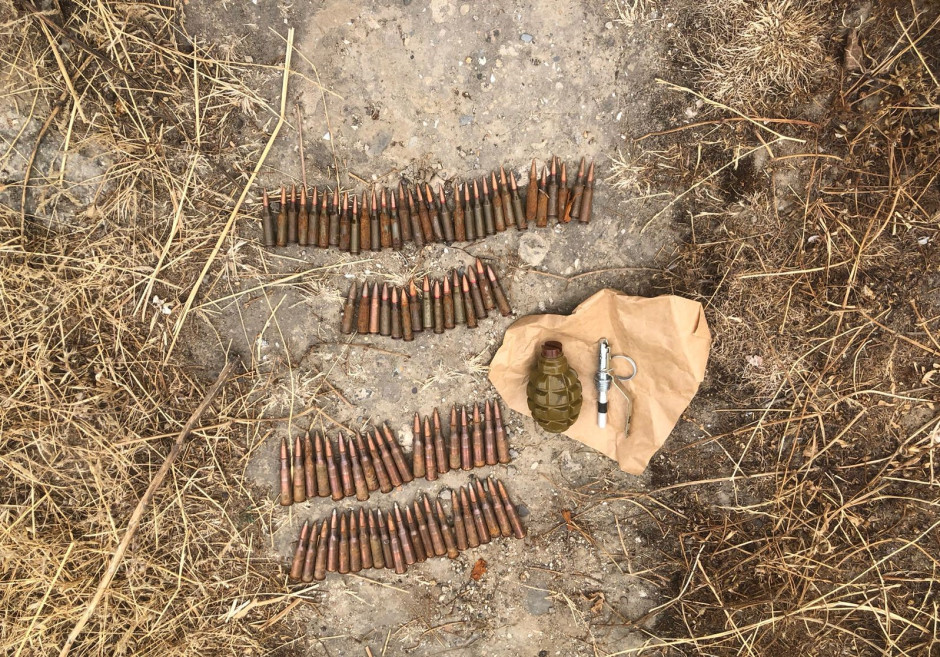 Abşeronda silah-sursat tapıldı (FOTO/VİDEO)