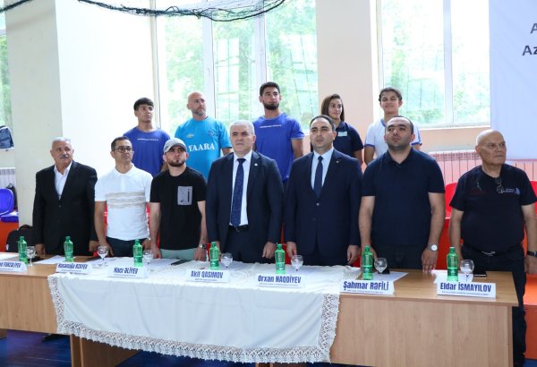 AzMİU-da Respublika səviyyəli sərbəst güləş turnirinə start verilib (FOTO)