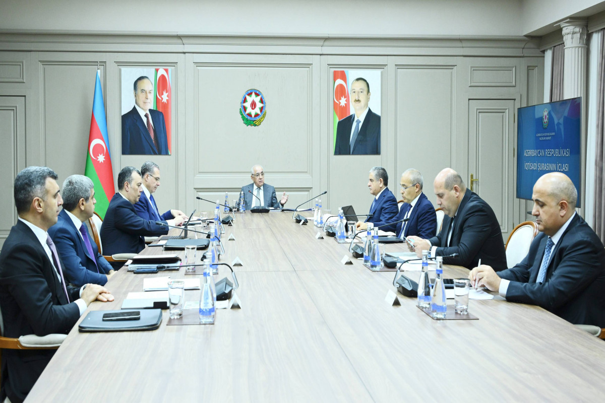 İqtisadi Şuranın iclası keçirilib: 2026-cı il dövlət büdcəsinin layihəsinə dair müzakirə aparılıb