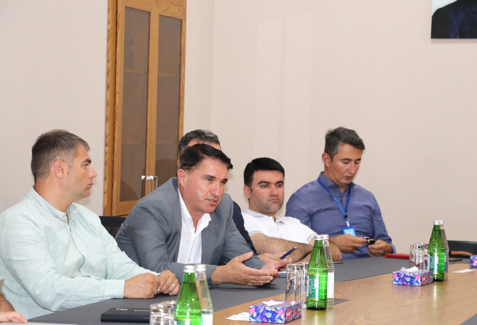 Yenilənmiş “Radioelektron vasitələrə verilən icazələr” sisteminin təqdimatı keçirilib (FOTO)