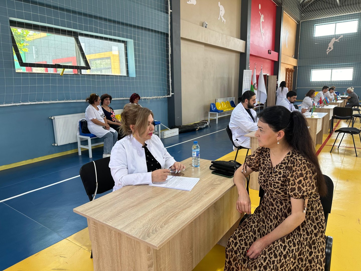 Səhiyyə Nazirliyi işğaldan azad edilmiş ərazilərin sakinlərinin sağlamlığına qayğını gücləndirir (FOTO)