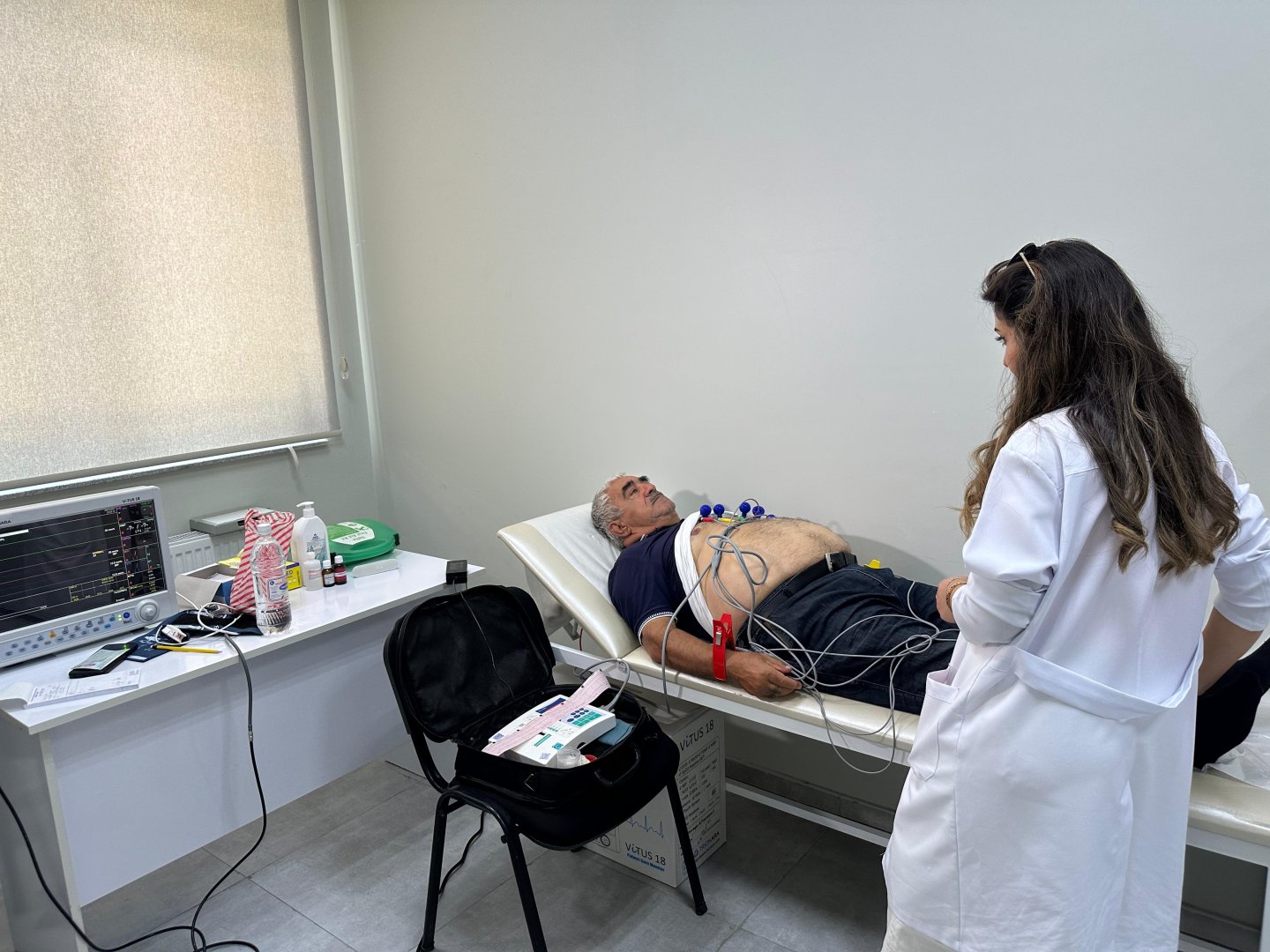 Səhiyyə Nazirliyi işğaldan azad edilmiş ərazilərin sakinlərinin sağlamlığına qayğını gücləndirir (FOTO)
