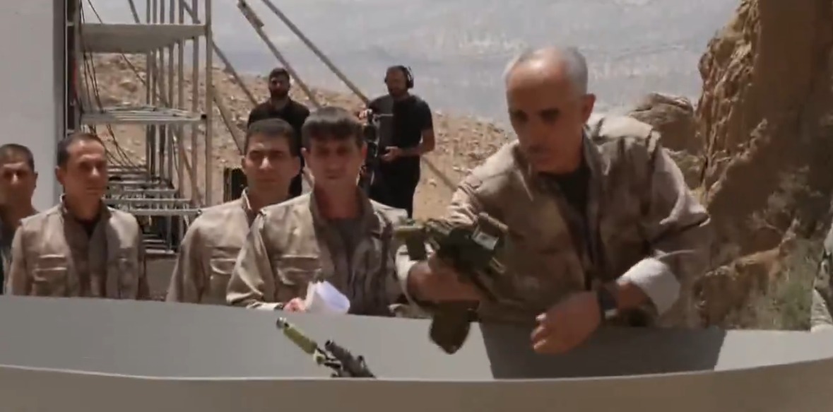 PKK silahı yerə qoydu (YENİLƏNİB) (FOTO)