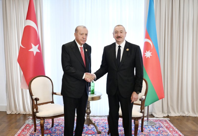 Prezident İlham Əliyev Türkiyə Prezidenti Rəcəb Tayyib Ərdoğana zəng edib
