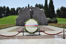 Kəmaləddin Heydərov BMMT-nin yeni Baş katibi ilə Fəxri xiyabanı ziyarət edib (FOTO)
