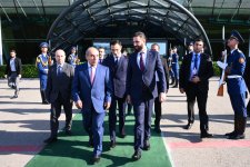 Suriyanın keçid dövrü Prezidenti Əhməd Əl Şaraanın Azərbaycana səfəri başa çatıb (FOTO)