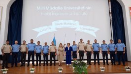Azərbaycan Ordusunda müxtəlif xarici dillər üzrə təşkil olunmuş kursların buraxılış mərasimi keçirilib (FOTO)