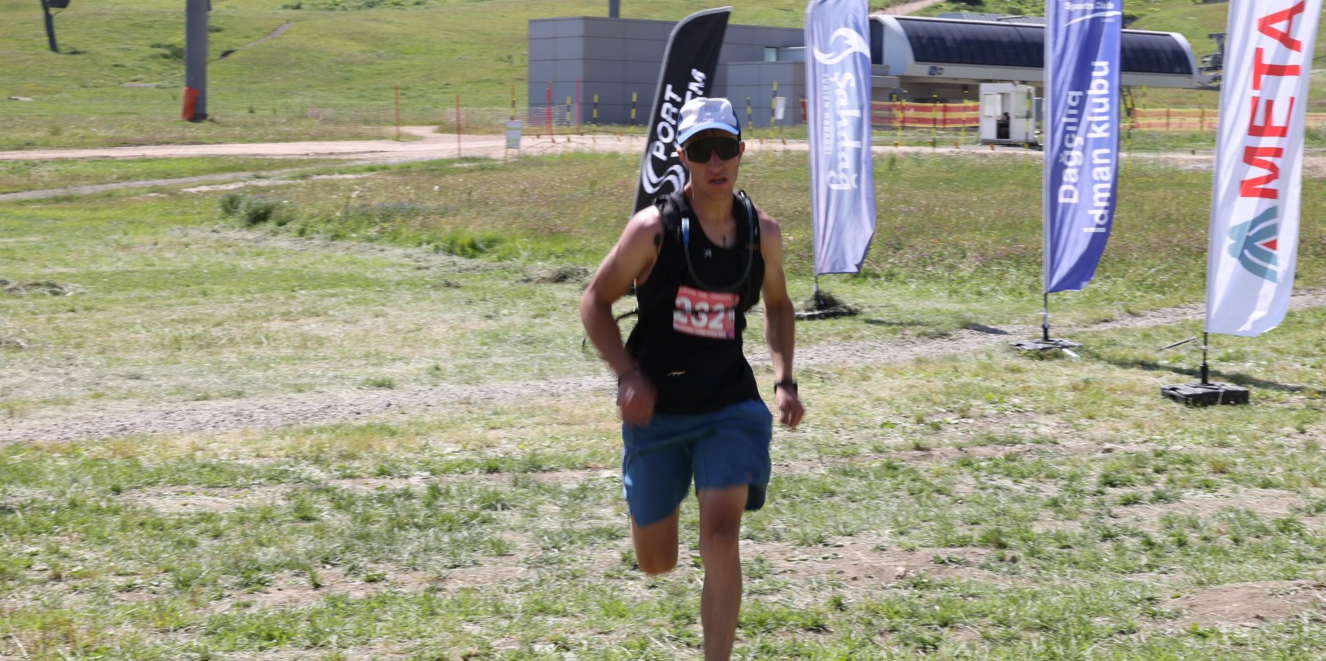 600-ə yaxın həvəskar atlet “Shahdag Running Fest” qaçış yarışında qələbə üçün mübarizə aparıb (FOTO)