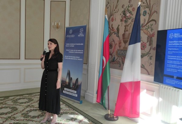 Azərbaycanın Fransadakı səfirliyinin müşaviri Parisdə şəhid jurnalistlərin xatirəsinə həsr olunmuş sərgiyə görə Baku Network-a təşəkkür edib (FOTO/VİDEO)