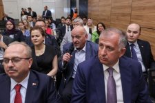 Azərbaycandakı diplomatik korpusun nümayəndələri üçün “KOB-ların yaşıl keçidi üçün Bakı İqlim Koalisiyası üzrə Birgə Bəyannamə”yə dair təqdimat keçirilib (FOTO)