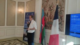 Süni maneələrə rəğmən Baku Network ilk dəfə olaraq şəhid jurnalistlərimizin xatirəsinə həsr olunmuş sərgi təşkil edə bildi - Sahil Kərimli (FOTO/VİDEO)
