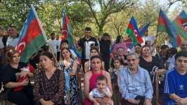 Köç karvanı Xocalı rayonunun Xanyurdu kəndinə çatıb (FOTO)