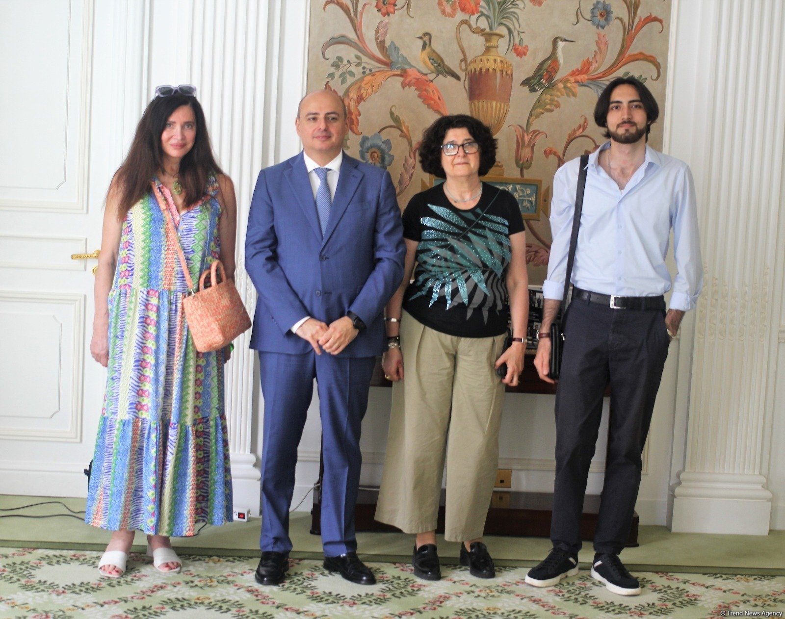 Baku Network Parisdə ilk dəfə olaraq erməni təcavüzü nəticəsində həlak olmuş azərbaycanlı jurnalistlərlə bağlı məsələ qaldırıb (FOTO/VİDEO)