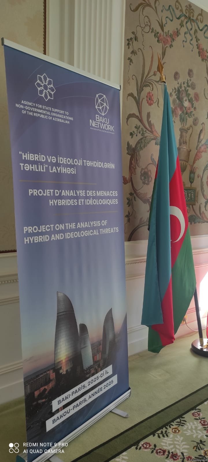 Baku Network Parisdə ilk dəfə olaraq erməni təcavüzü nəticəsində həlak olmuş azərbaycanlı jurnalistlərlə bağlı məsələ qaldırıb (FOTO/VİDEO)