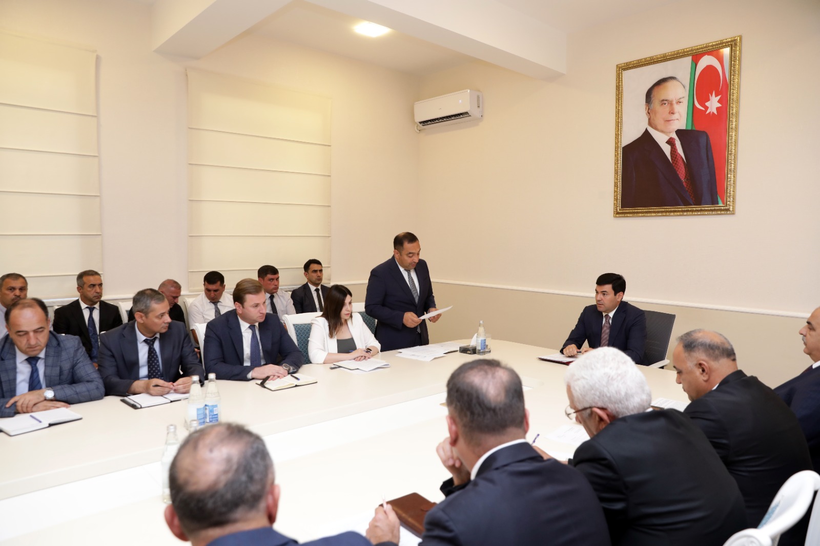 Xaçmaz Rayon icra Hakimiyyətində müşavirə keçirilib (FOTO)