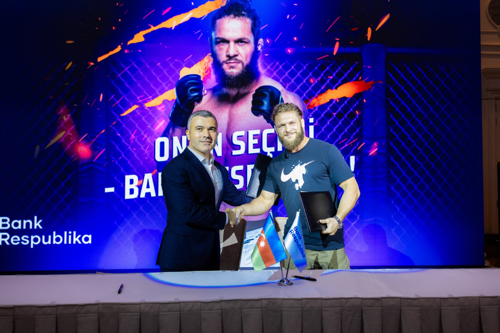 Bank Respublika və UFC ulduzu Rafael Fiziev arasında əməkdaşlıq sazişi imzalandı (FOTO)